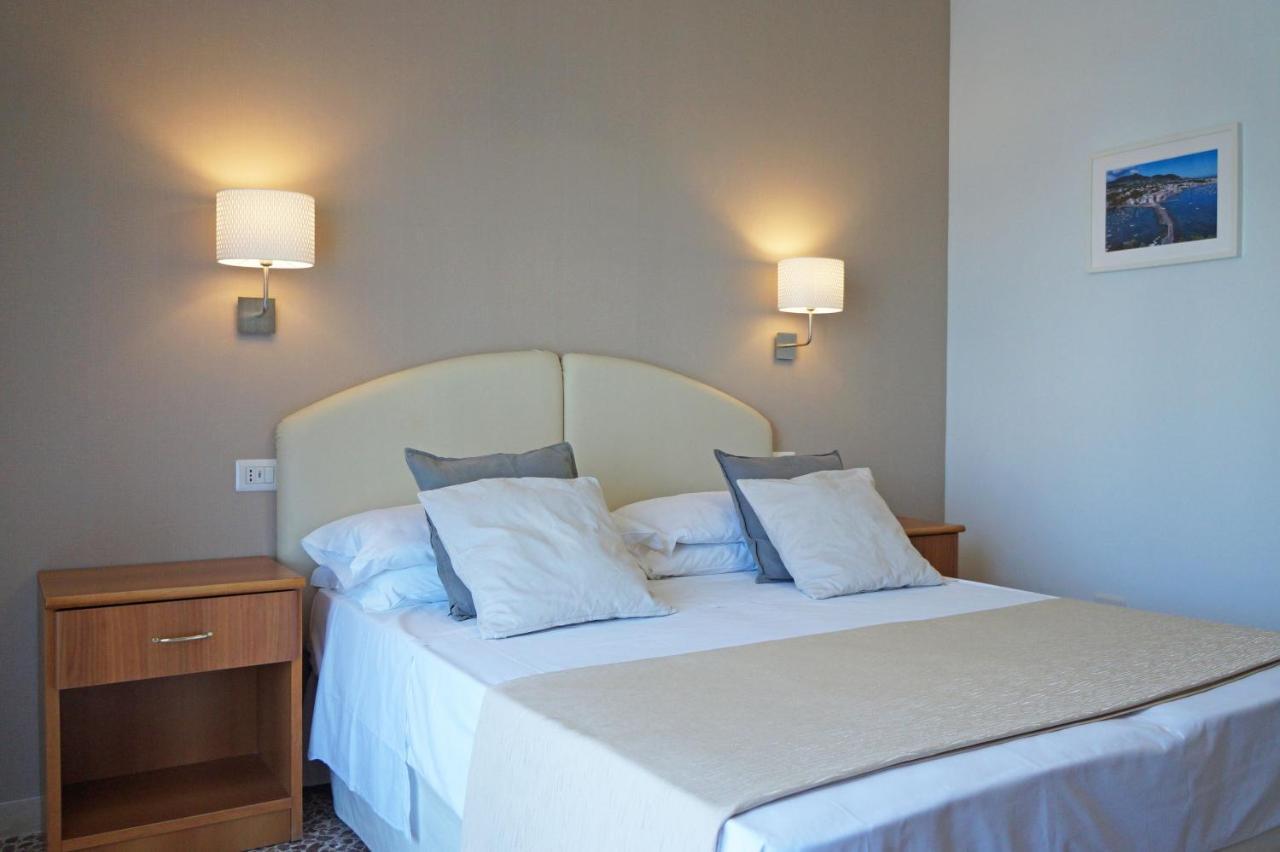 Villa Susy Relais 상트아그넬로 외부 사진