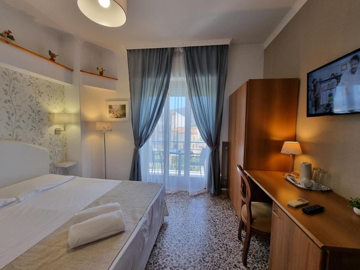 Villa Susy Relais 상트아그넬로 외부 사진
